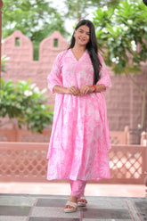 Arihantam Gulabi Grace Pure Anarkali 3-Piece Cotton Kurti